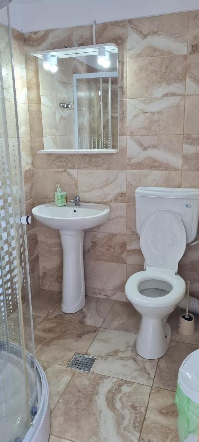 Casa Bellevue Apartment Костинещи Екстериор снимка