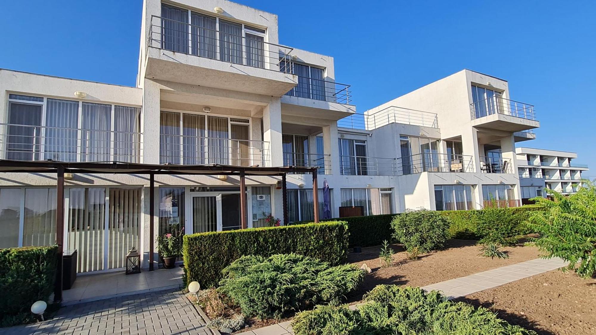 Casa Bellevue Apartment Костинещи Екстериор снимка