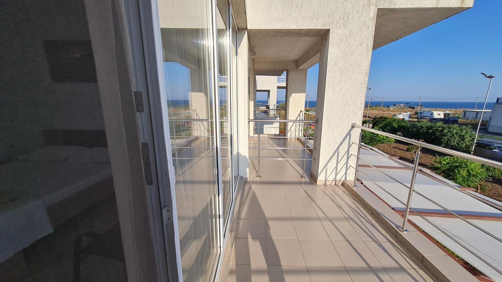 Casa Bellevue Apartment Костинещи Екстериор снимка