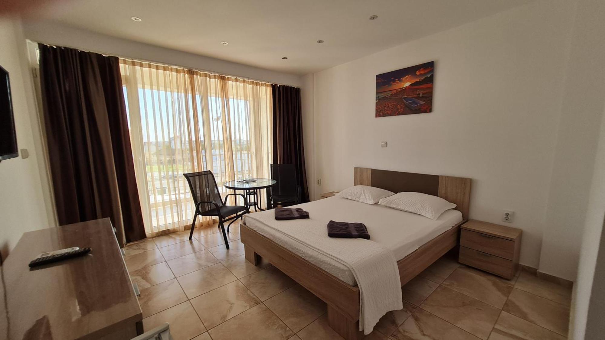 Casa Bellevue Apartment Костинещи Екстериор снимка