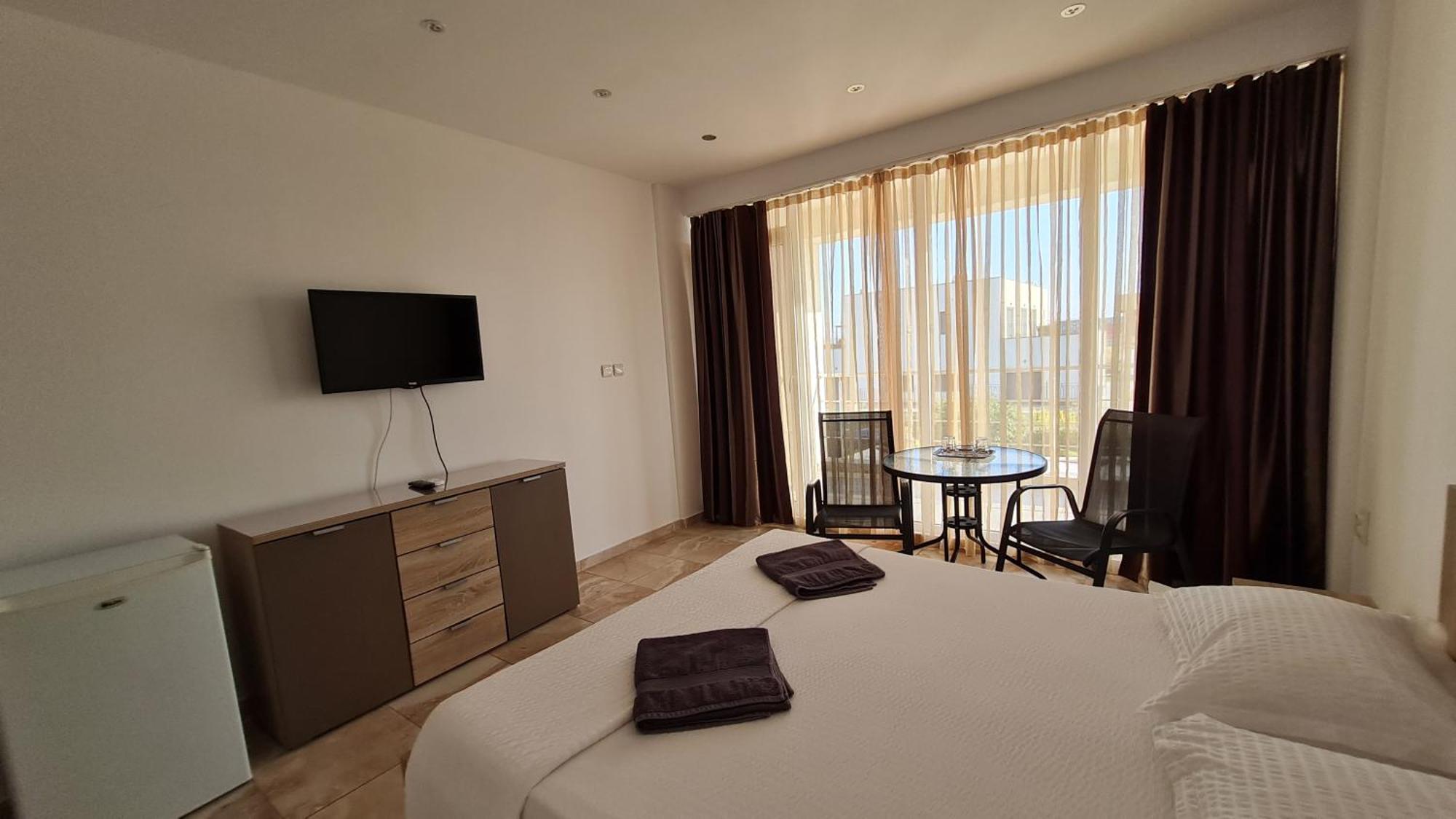 Casa Bellevue Apartment Костинещи Екстериор снимка