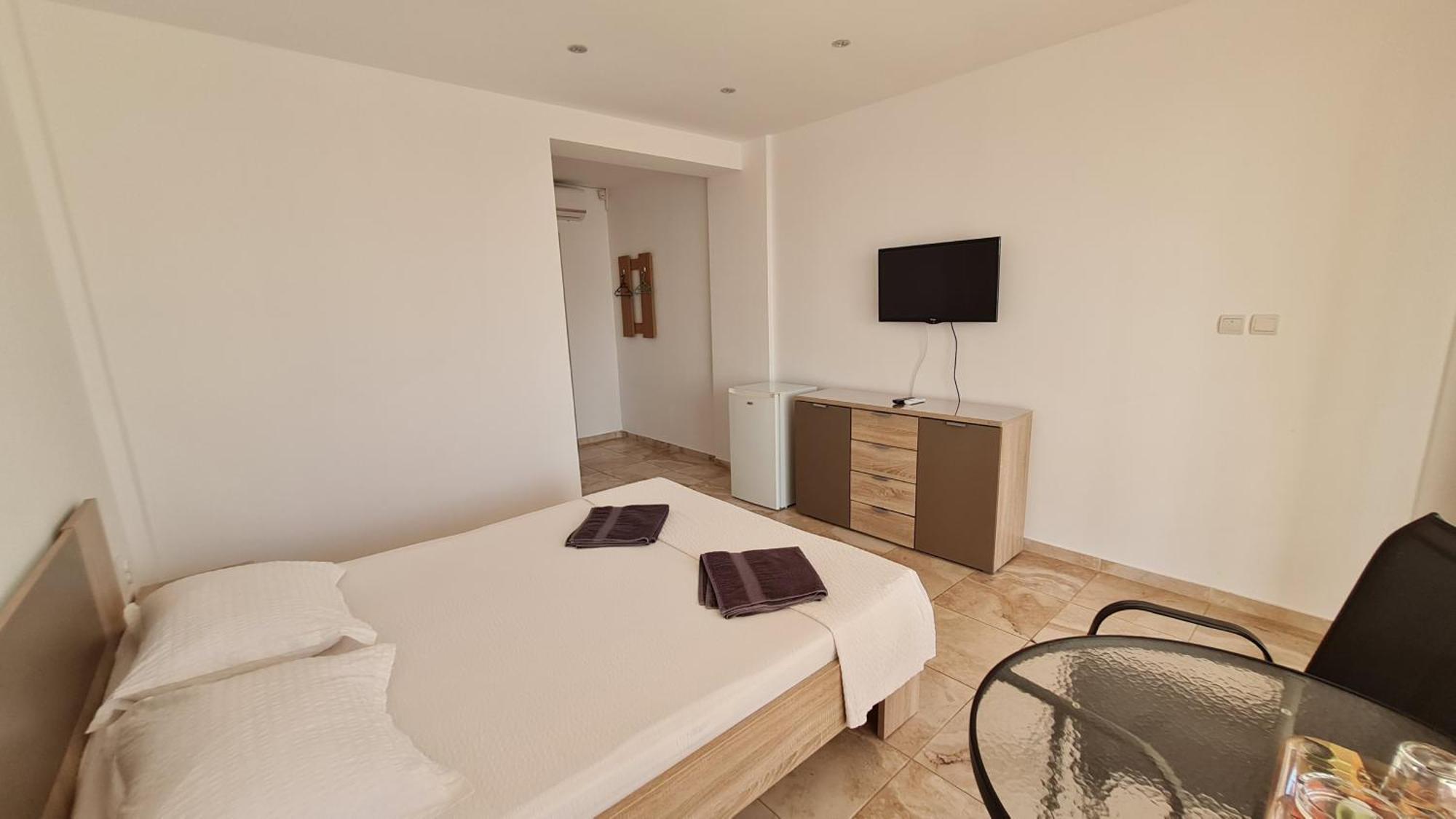 Casa Bellevue Apartment Костинещи Екстериор снимка